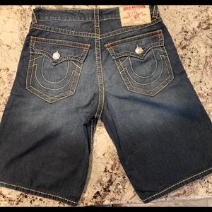 True Religion Surf Size 34
